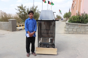 ساخت یک ماشین برف‎‎‎‎‎‎‎پاکی توسط یک نوجوان در مرکز دایکندی